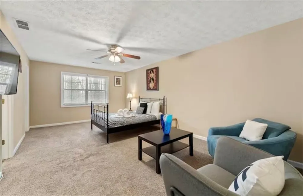 846 Park Place #B Conyers, GA 30012