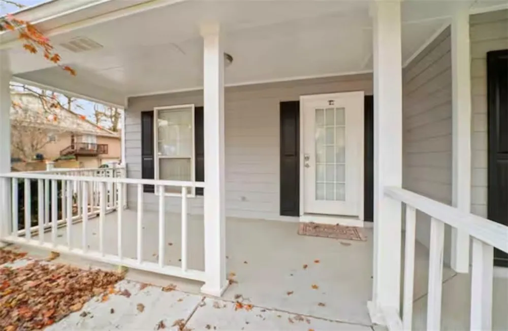 846 Park Place #B Conyers, GA 30012