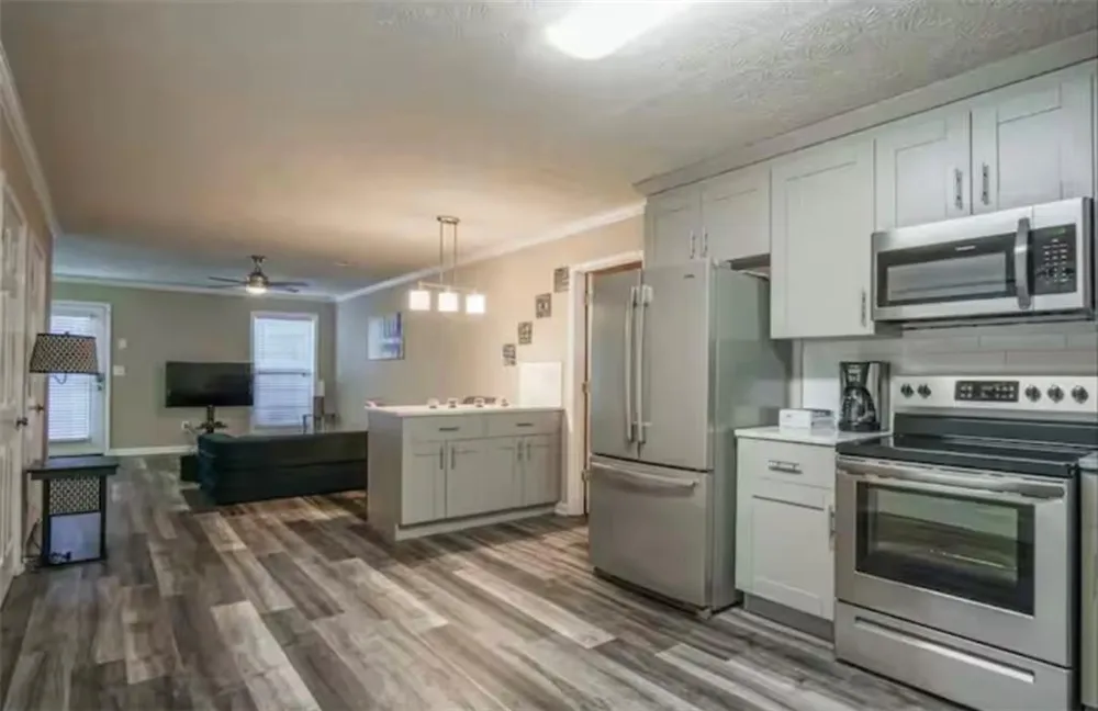 846 Park Place #B Conyers, GA 30012