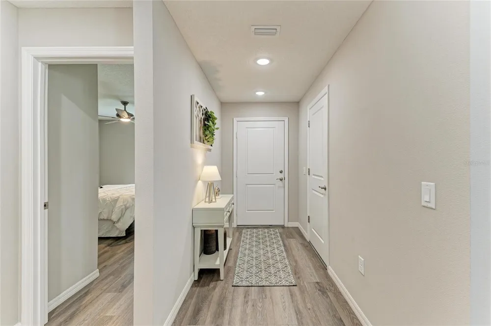 823 BACON AVENUE Sarasota, FL 34232