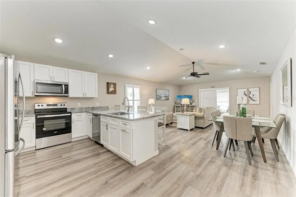 823 BACON AVENUE Sarasota, FL 34232