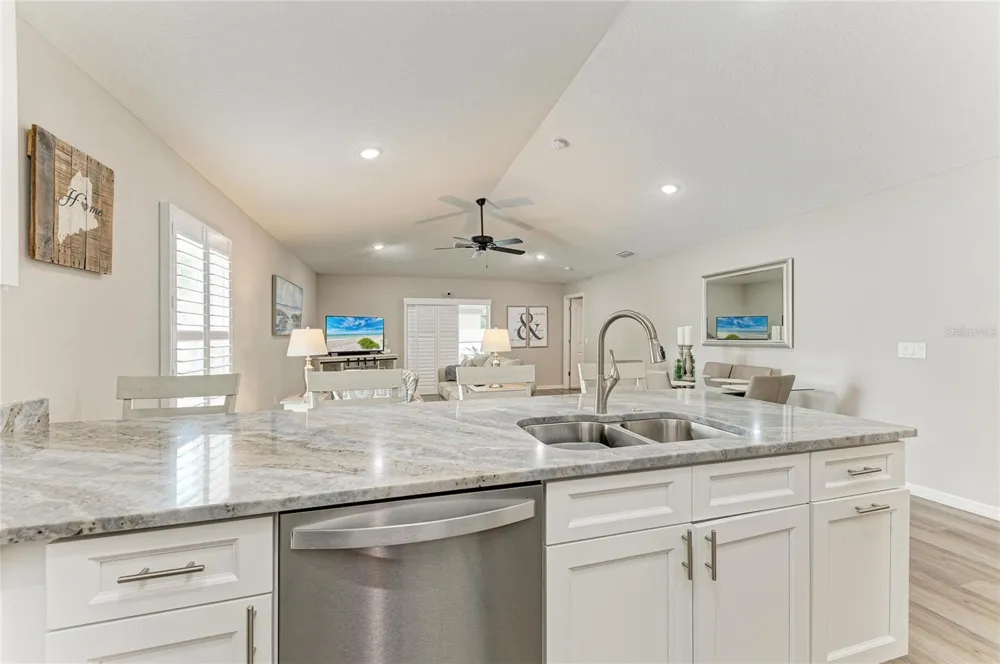 823 BACON AVENUE Sarasota, FL 34232