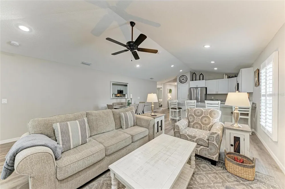 823 BACON AVENUE Sarasota, FL 34232