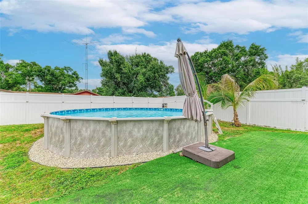 823 BACON AVENUE Sarasota, FL 34232