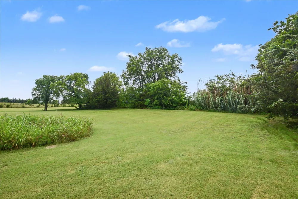 2382 FM 1743 ROAD Windom, TX 75492