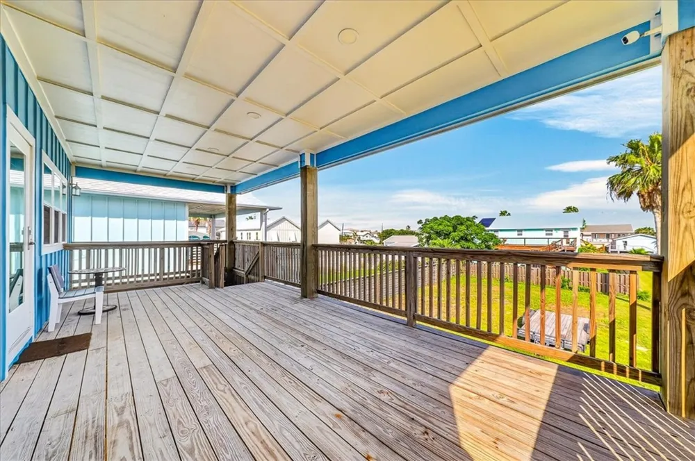 123 6th Street Port Aransas, TX 78373