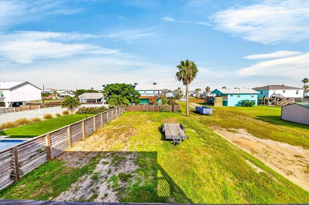 123 6th Street Port Aransas, TX 78373