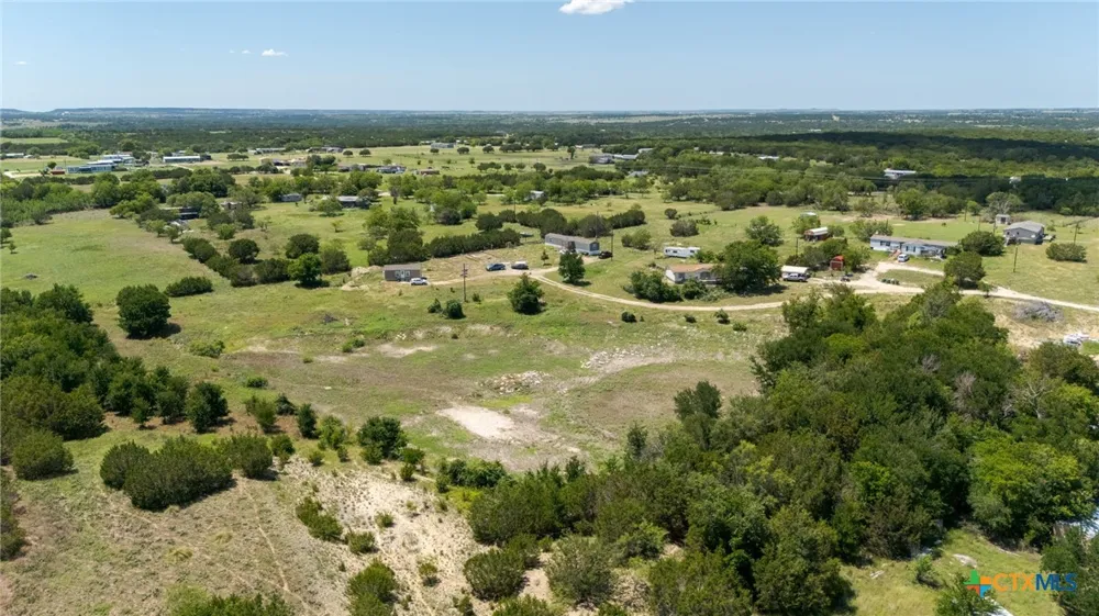 1039 Twin Mountain Road Copperas Cove, TX 76522