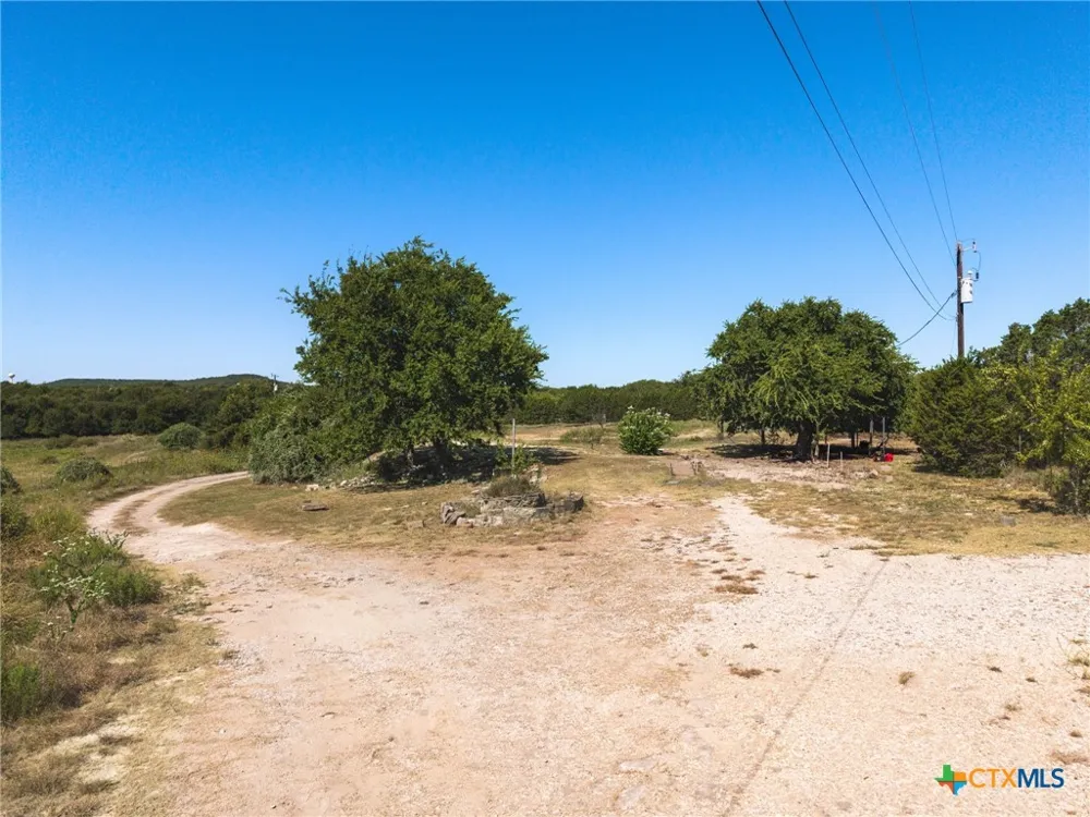 1039 Twin Mountain Road Copperas Cove, TX 76522