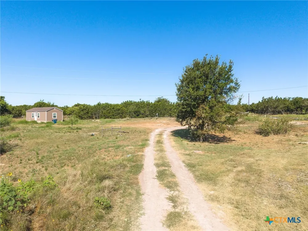 1039 Twin Mountain Road Copperas Cove, TX 76522