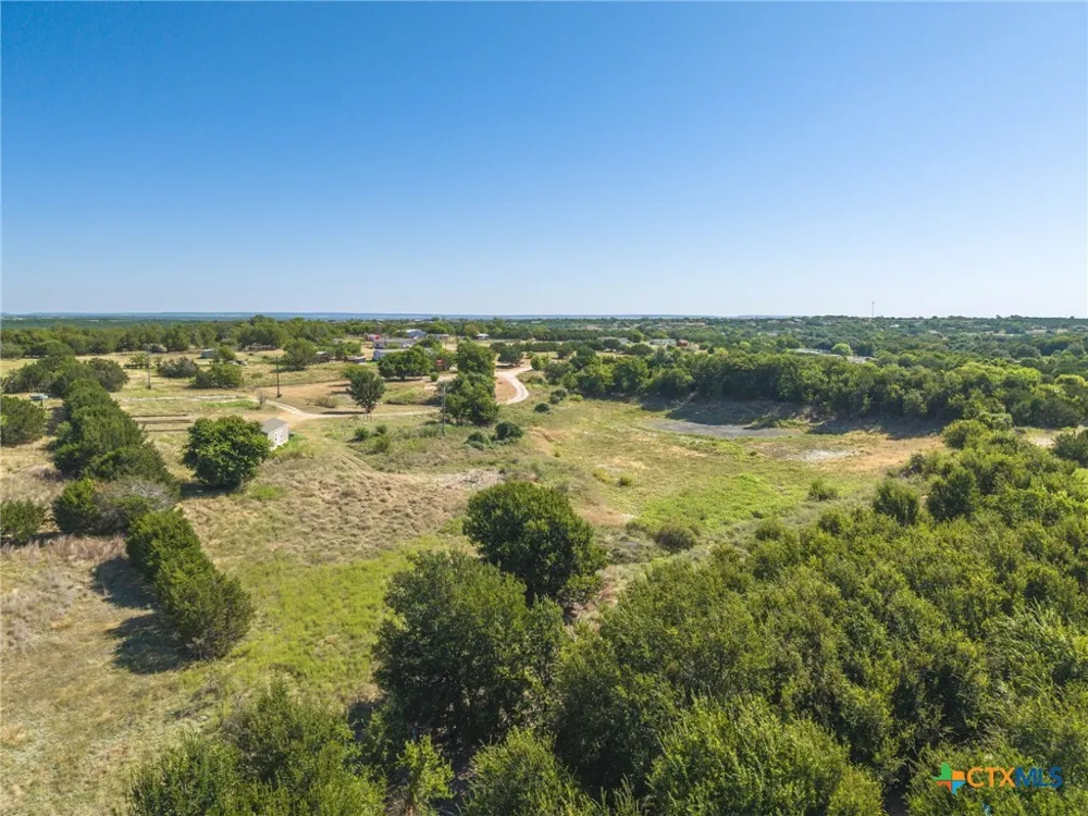 1039 Twin Mountain Road Copperas Cove, TX 76522