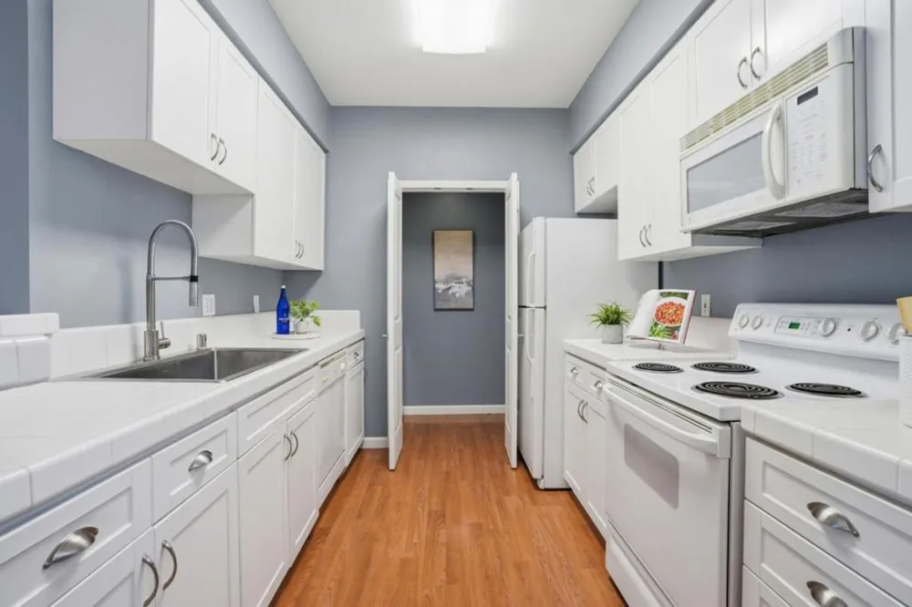 1982 W Bayshore Road #322 East Palo Alto, CA 94303