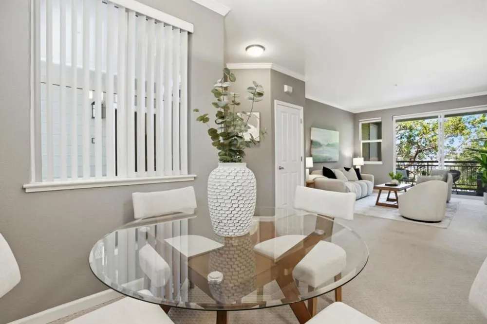 1982 W Bayshore Road #322 East Palo Alto, CA 94303