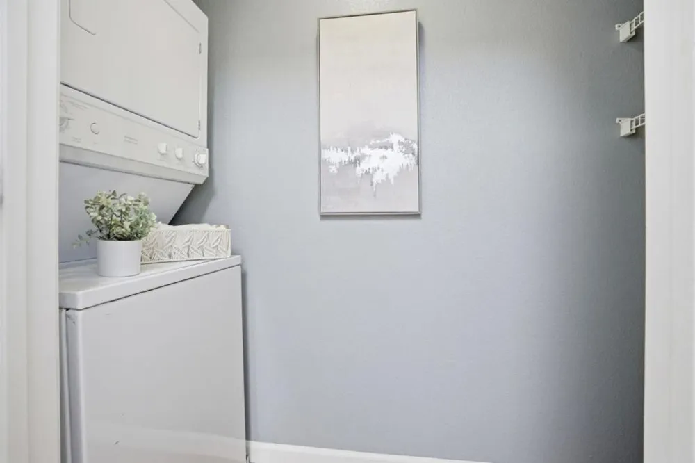 1982 W Bayshore Road #322 East Palo Alto, CA 94303