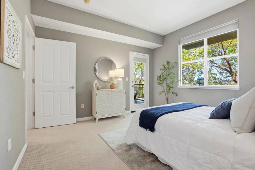 1982 W Bayshore Road #322 East Palo Alto, CA 94303