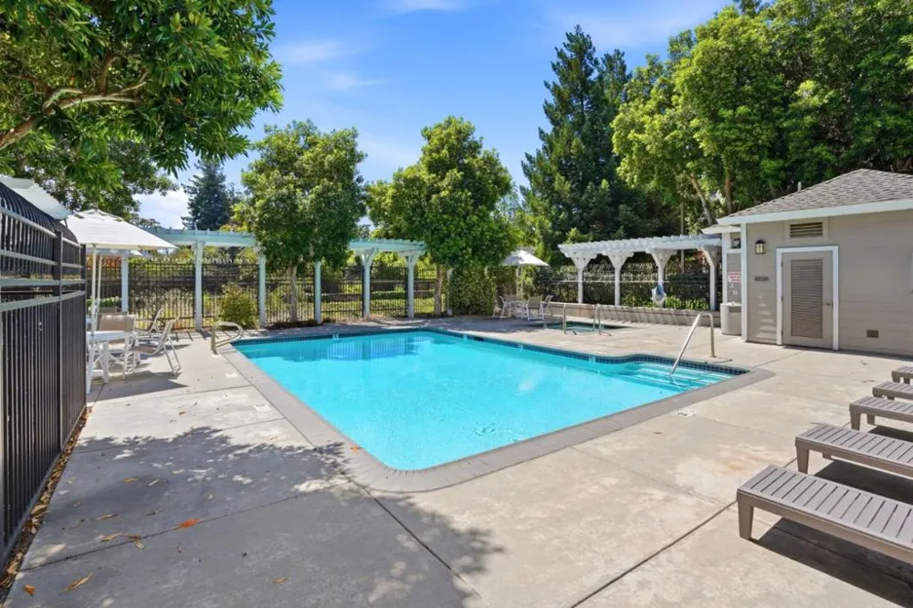1982 W Bayshore Road #322 East Palo Alto, CA 94303