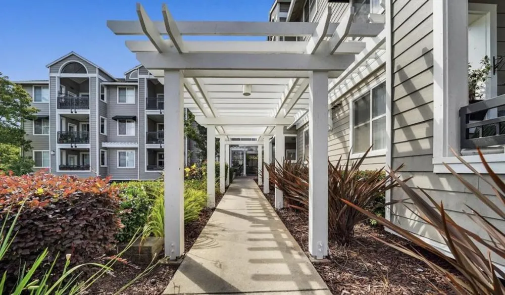 1982 W Bayshore Road #322 East Palo Alto, CA 94303
