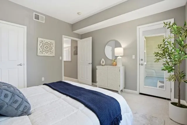 1982 W Bayshore Road #322 East Palo Alto, CA 94303