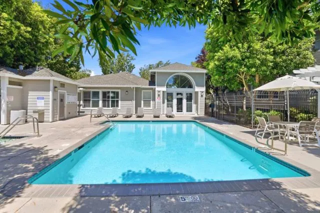 1982 W Bayshore Road #322 East Palo Alto, CA 94303