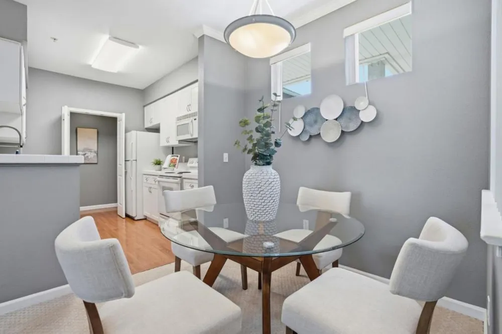 1982 W Bayshore Road #322 East Palo Alto, CA 94303