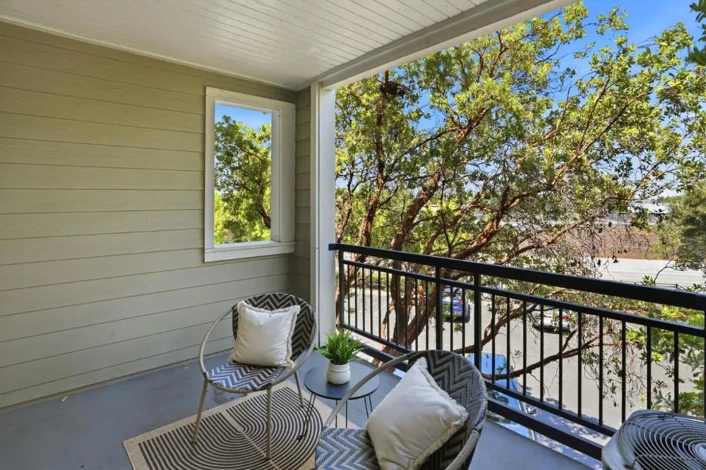1982 W Bayshore Road #322 East Palo Alto, CA 94303