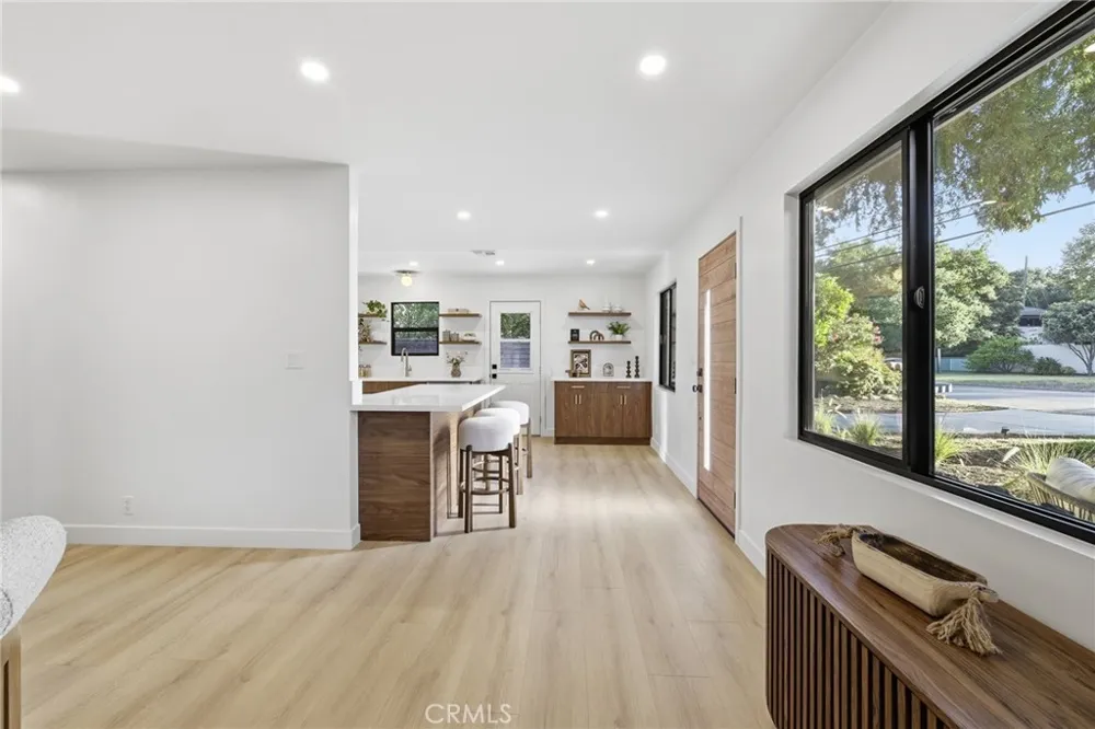 210 Lomita Ojai, CA 93023