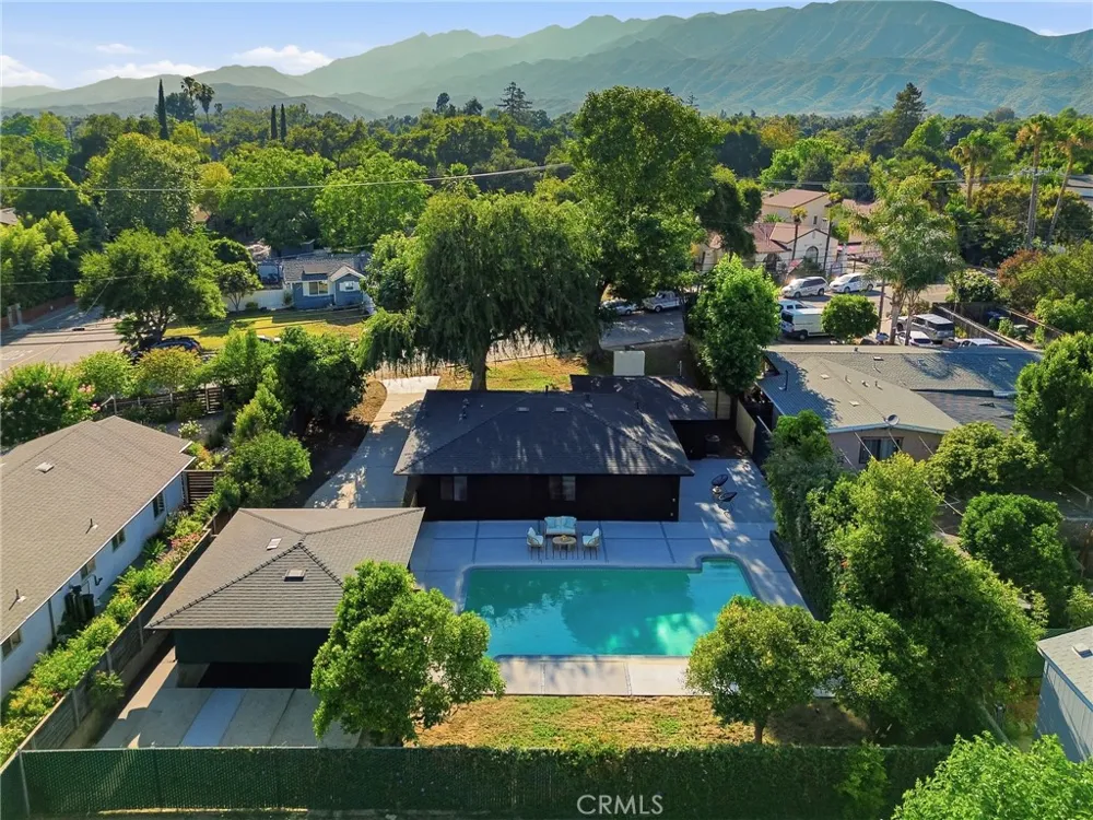 210 Lomita Ojai, CA 93023