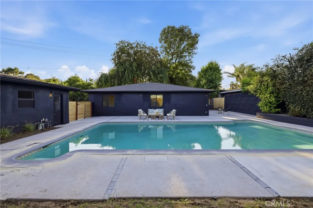 210 Lomita Ojai, CA 93023