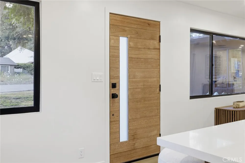 210 Lomita Ojai, CA 93023