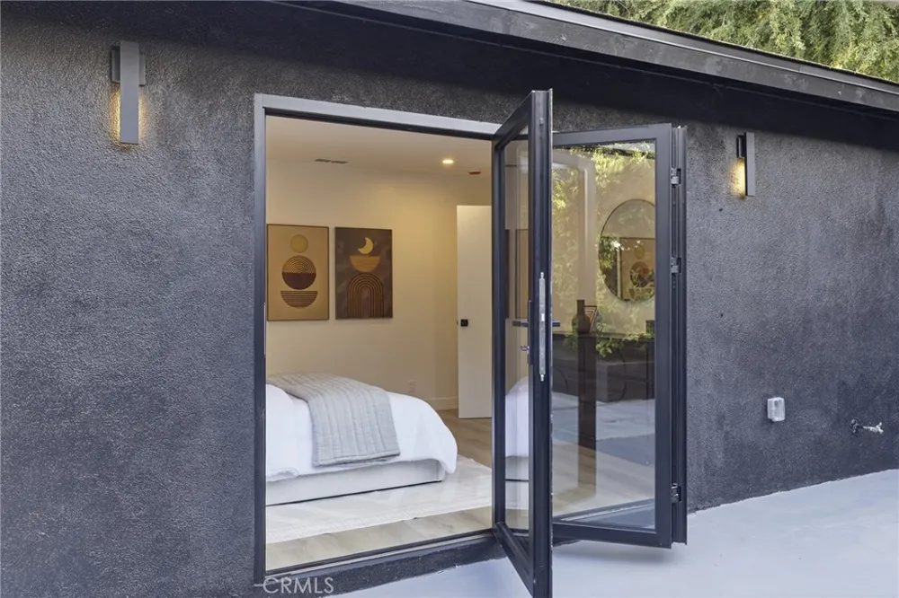 210 Lomita Ojai, CA 93023