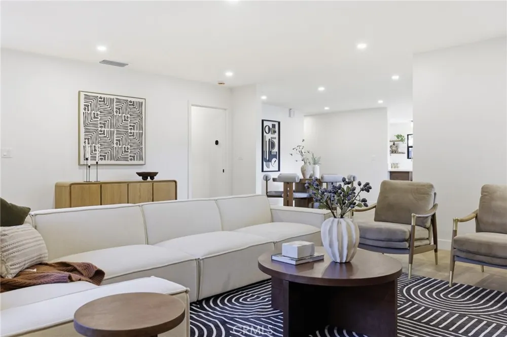 210 Lomita Ojai, CA 93023