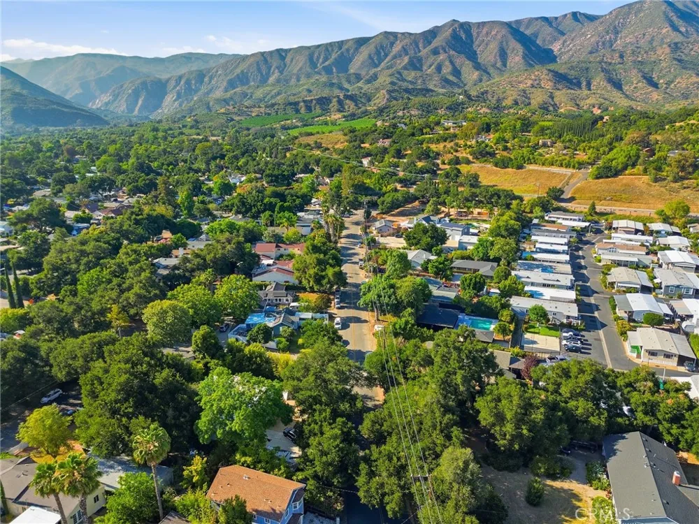 210 Lomita Ojai, CA 93023