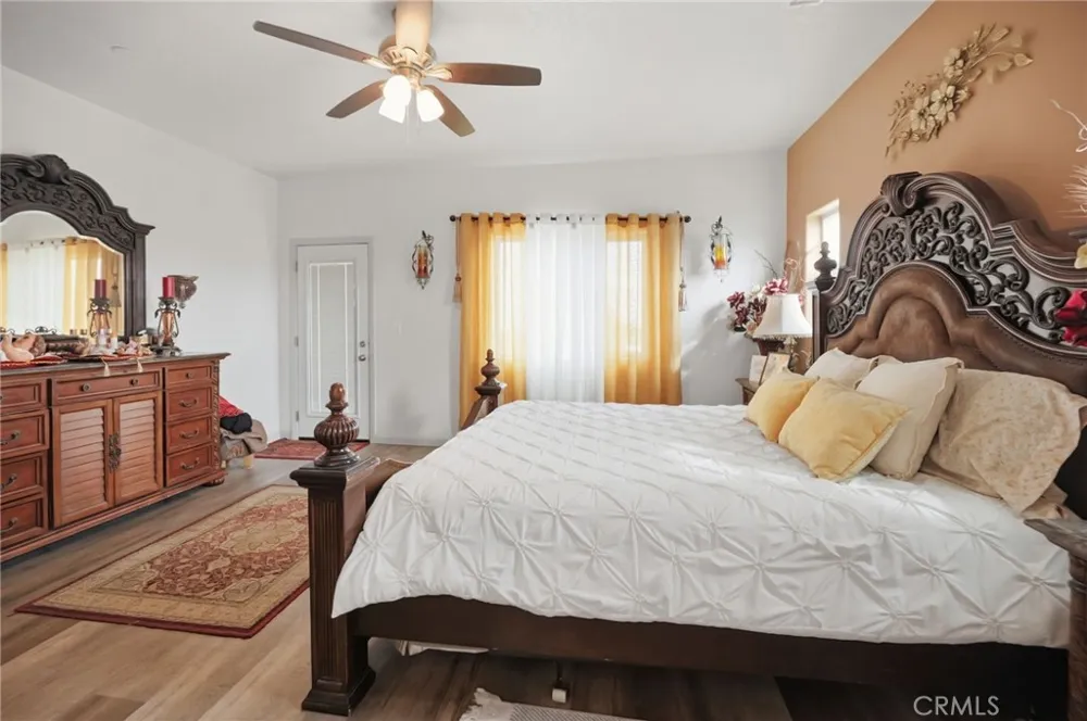 7180 Solano Road Phelan, CA 92371