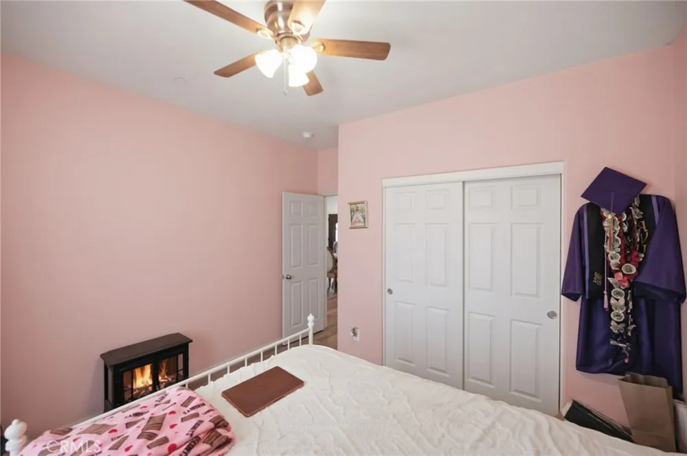 7180 Solano Road Phelan, CA 92371