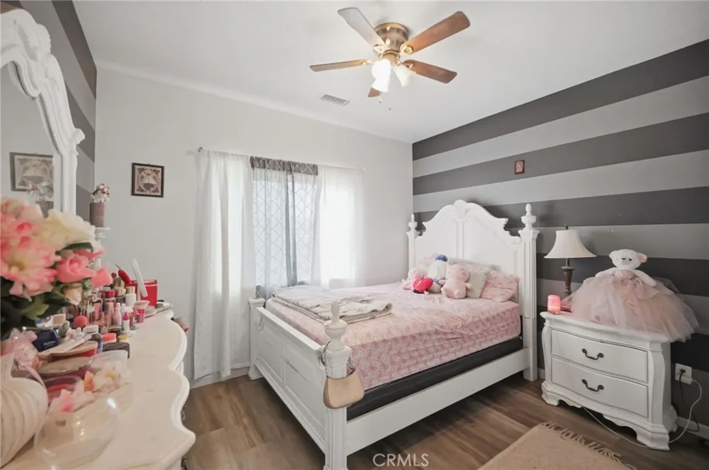 7180 Solano Road Phelan, CA 92371