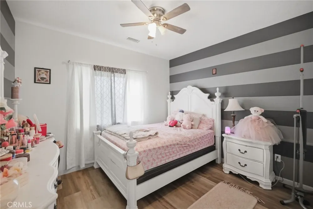 7180 Solano Road Phelan, CA 92371