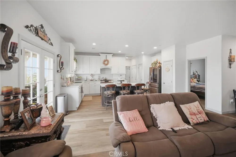 7180 Solano Road Phelan, CA 92371