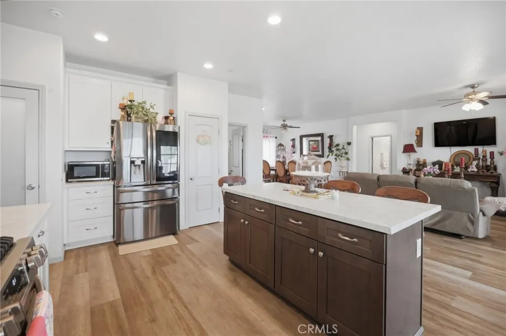 7180 Solano Road Phelan, CA 92371