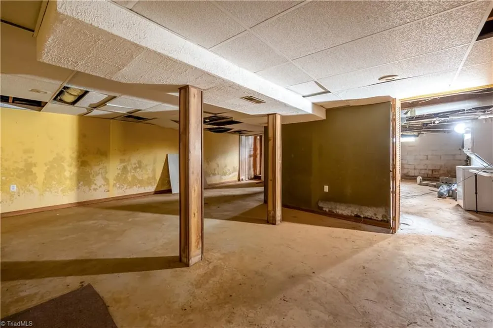 701 Lincoln Road Galax, VA 24333