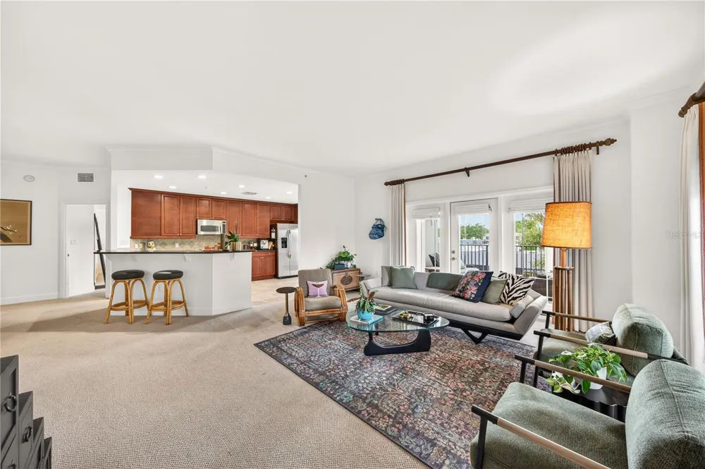 2305 EDGEWATER DRIVE #1210 Orlando, FL 32804