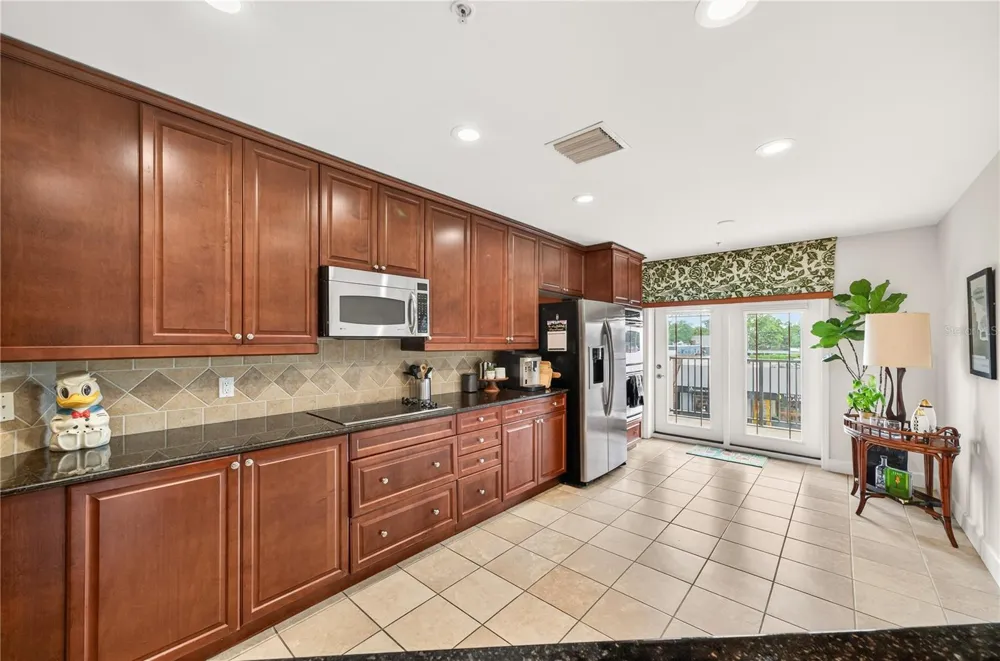 2305 EDGEWATER DRIVE #1210 Orlando, FL 32804