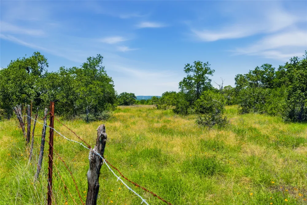 623 Whiskey Trail Blanco, TX 78606