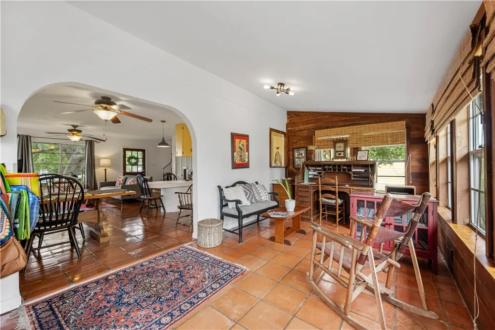 418 Woodhaven Ingleside, TX 78362