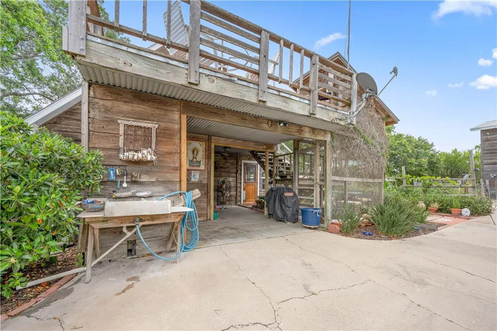 418 Woodhaven Ingleside, TX 78362