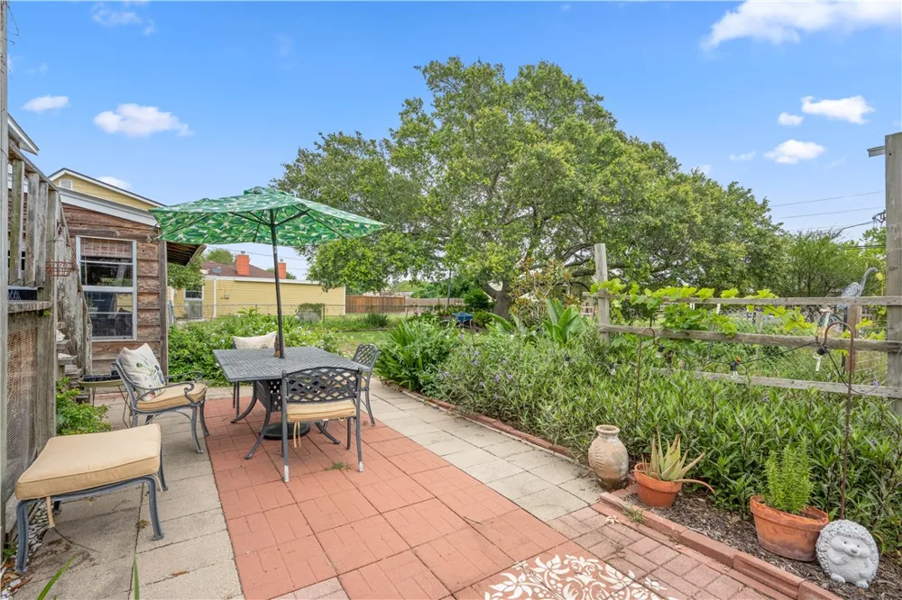 418 Woodhaven Ingleside, TX 78362
