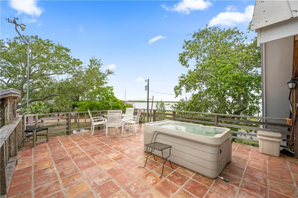 418 Woodhaven Ingleside, TX 78362