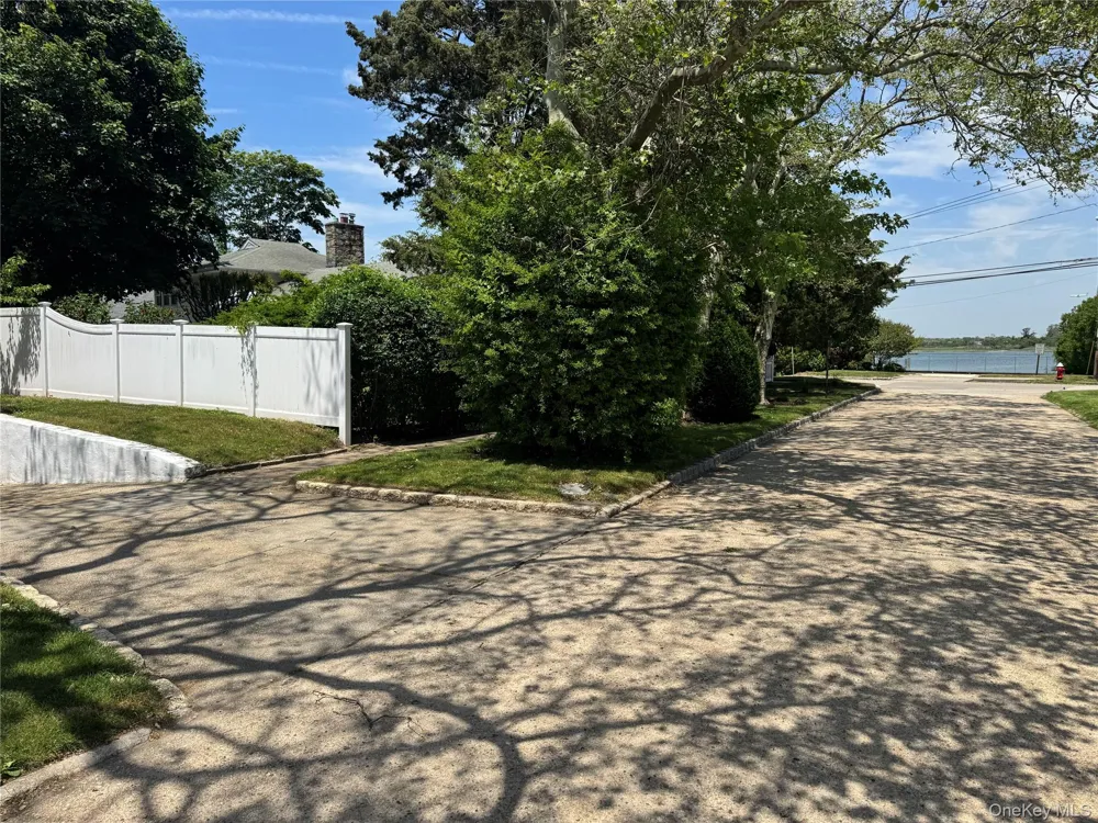 123 Genesee Boulevard Atlantic Beach, NY 11509