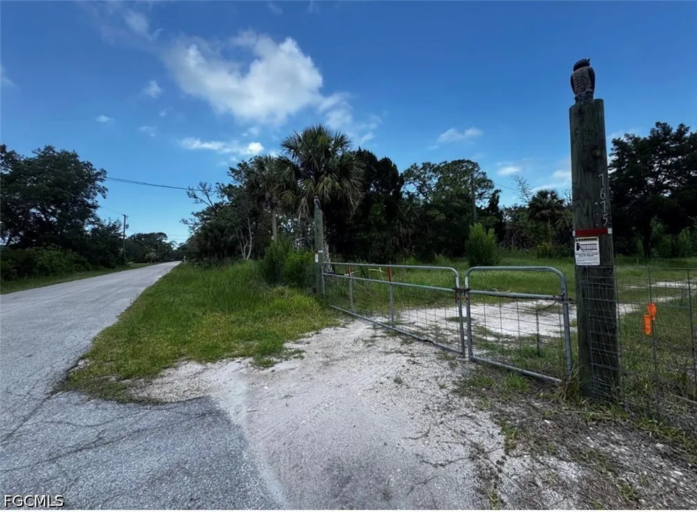Avenue Hudson, FL 34667