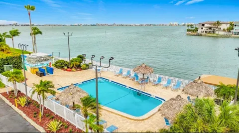6025 SHORE BOULEVARD S #106