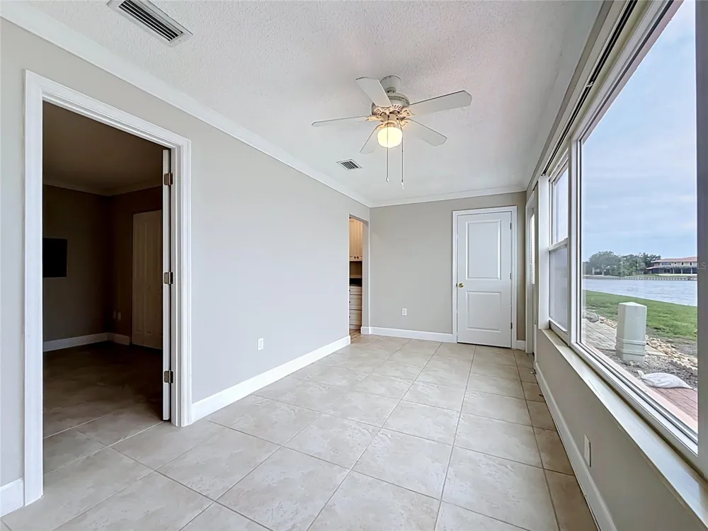 6025 SHORE BOULEVARD S #106 Gulfport, FL 33707